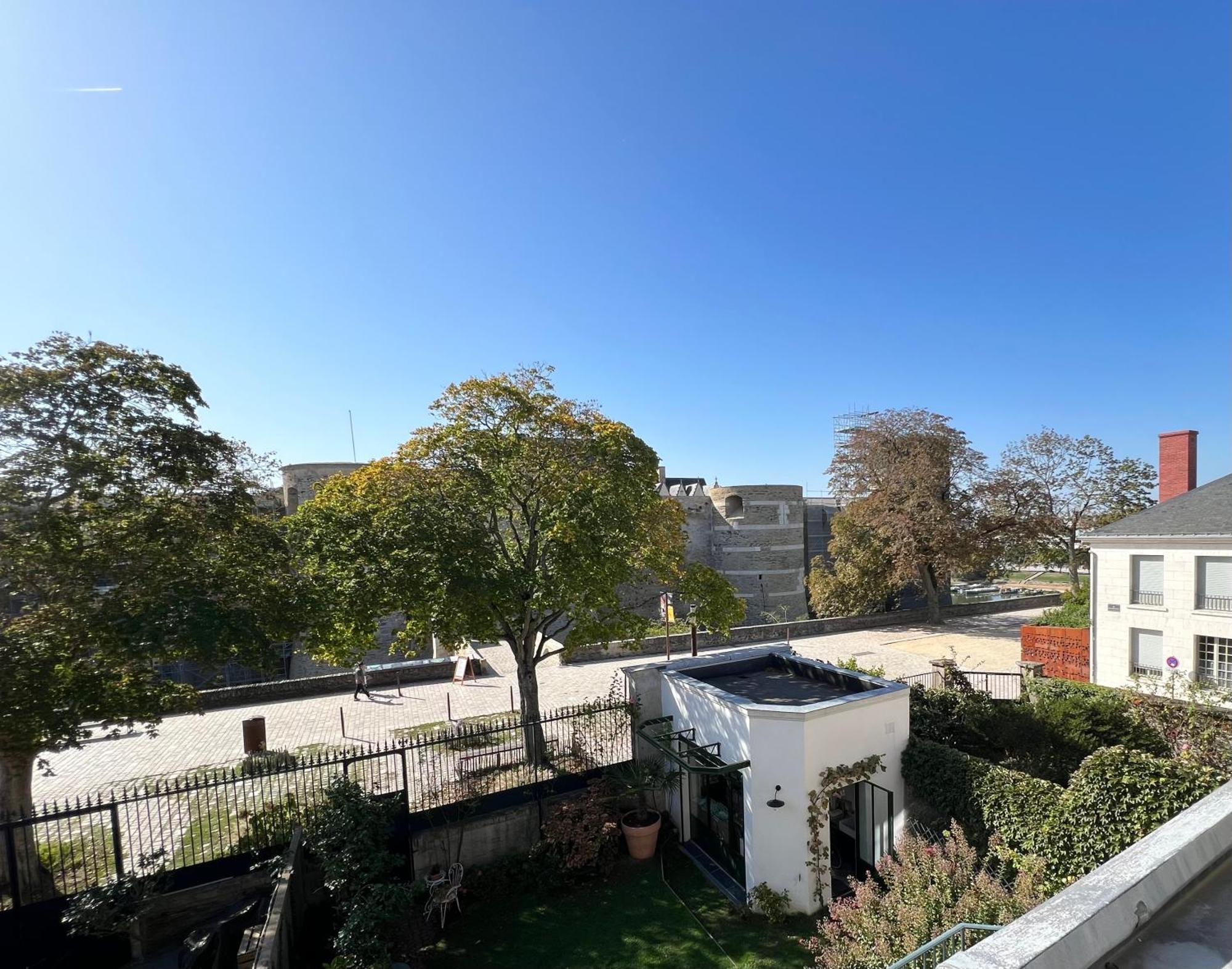 Maison Bout Du Monde Angers Hyper Centre Экстерьер фото